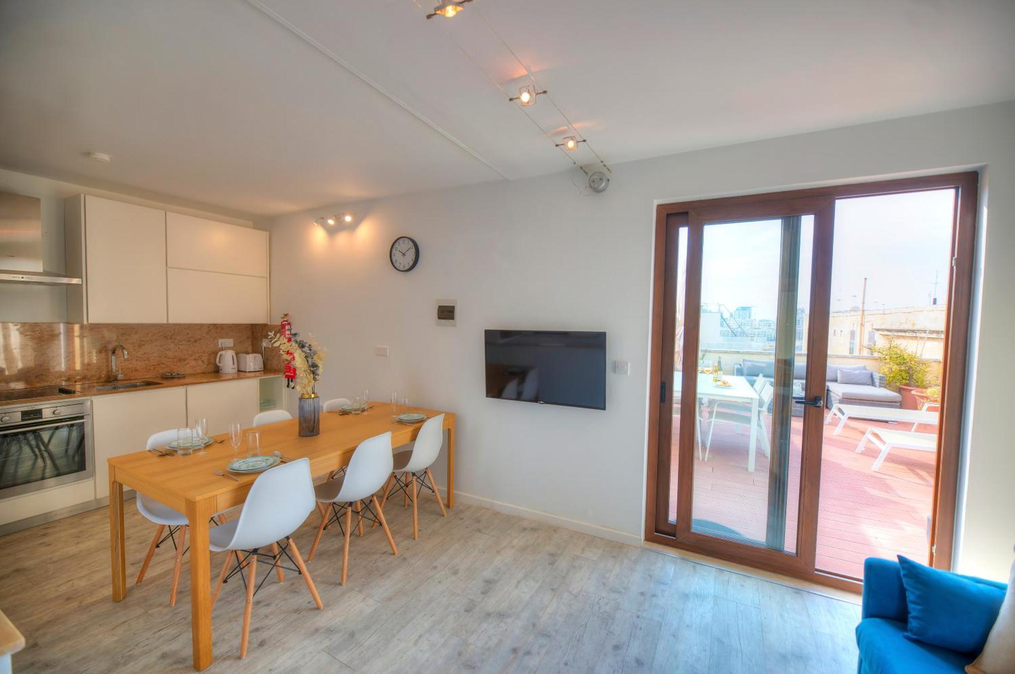 Comfy 1 Bedroom - Sun Terrace & Sea Views Gbuh1-1 Valletta Exterior photo